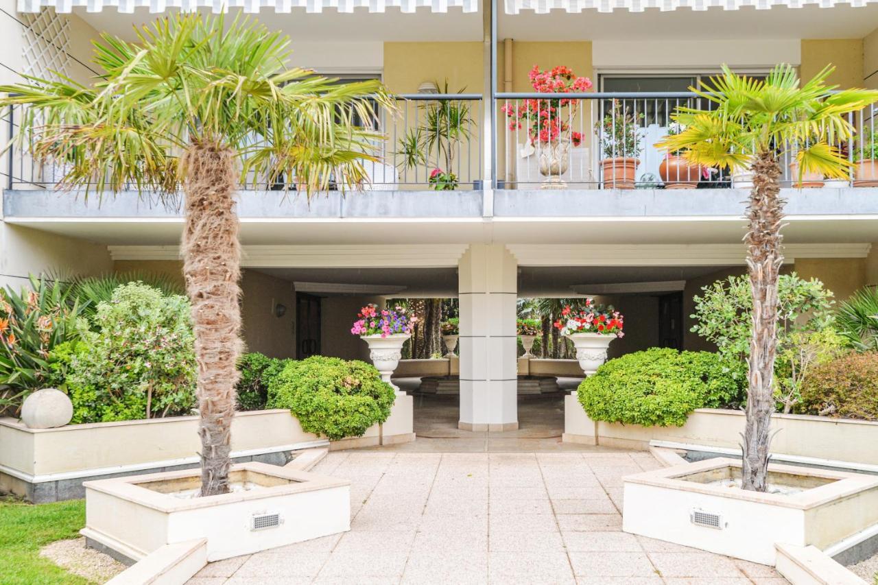 Appartement Le Lido à Cagnes-sur-Mer Extérieur photo